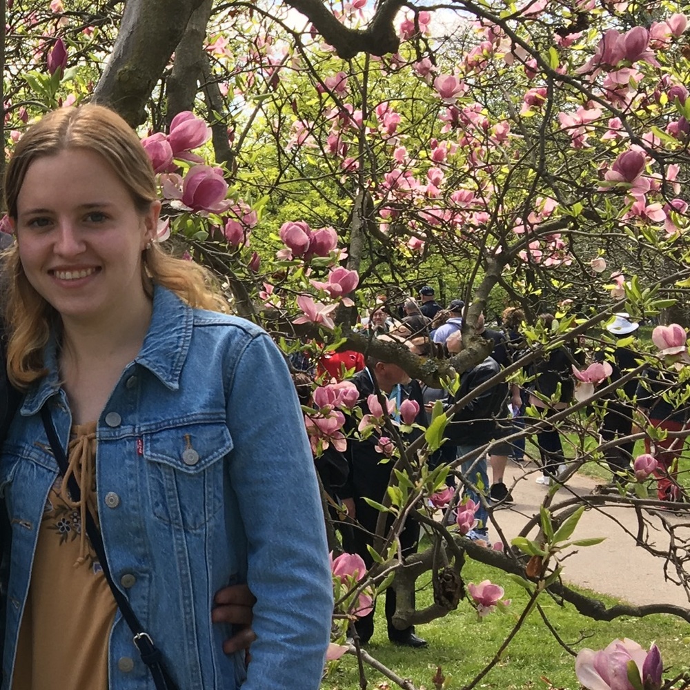 Meet your Posher, Isabella